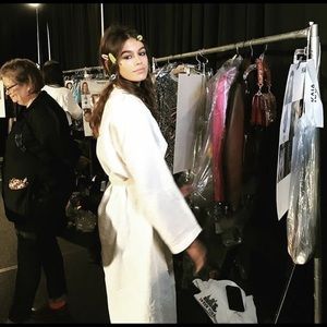 Meet your Posher, Isabella